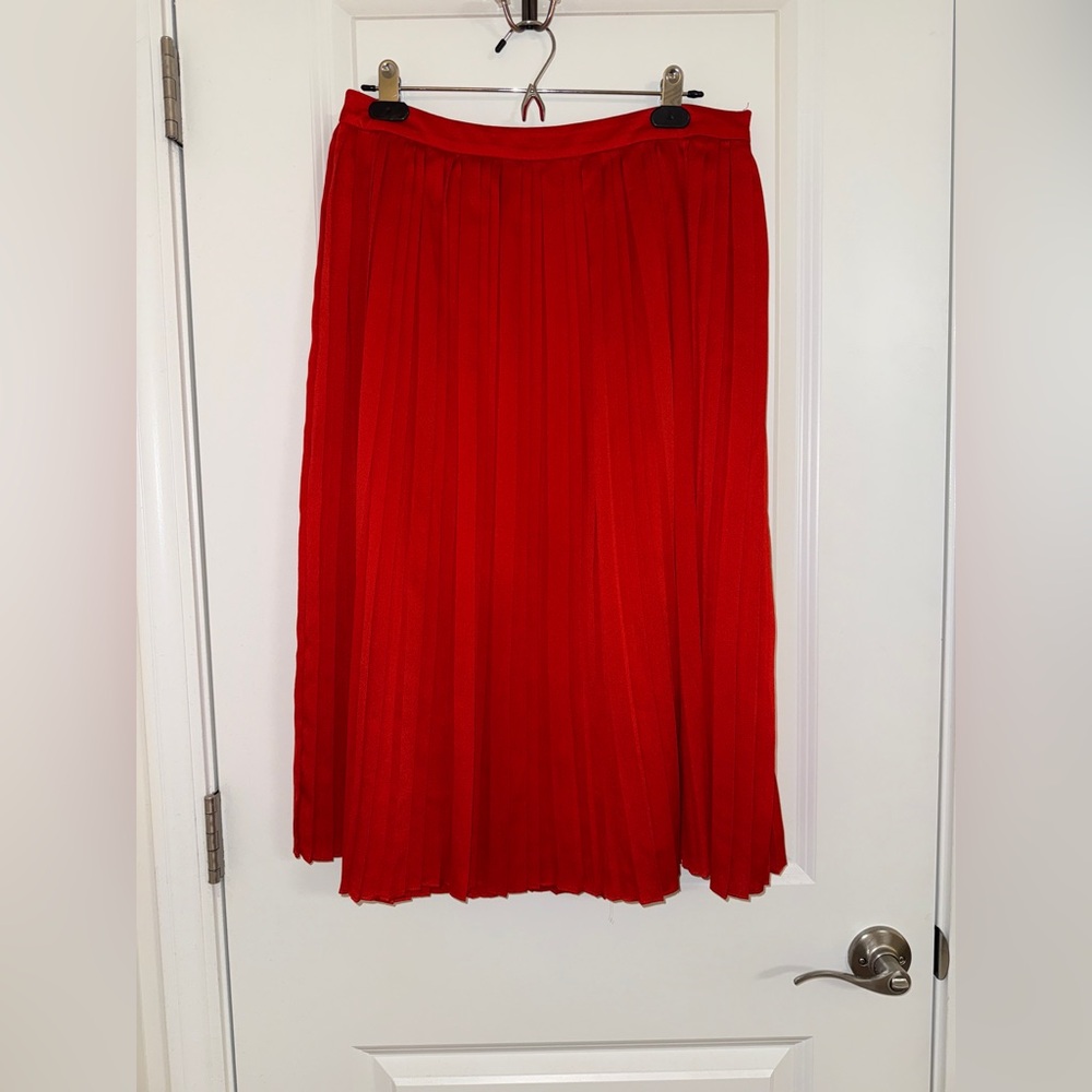 Banana Republic Pleated Midi Skirt